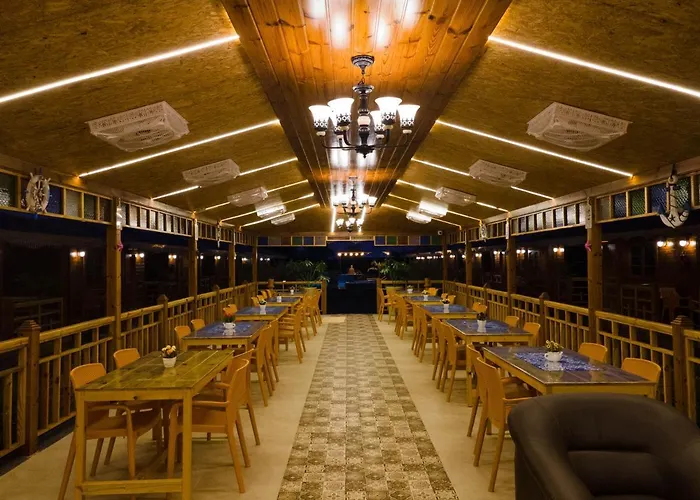 Canaguinim Hotels