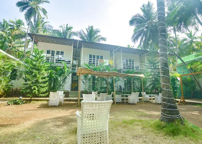 Fabhotel La Volga - Nr Morjim Beach