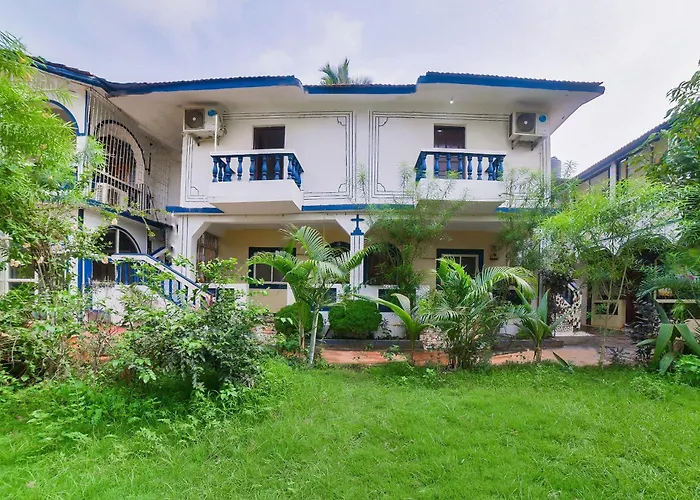 Oyo Royal Castle Near Baga Beach