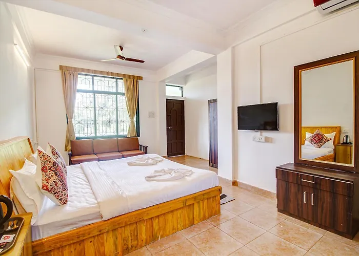 Fabhotel Pleasure Inn Morjim