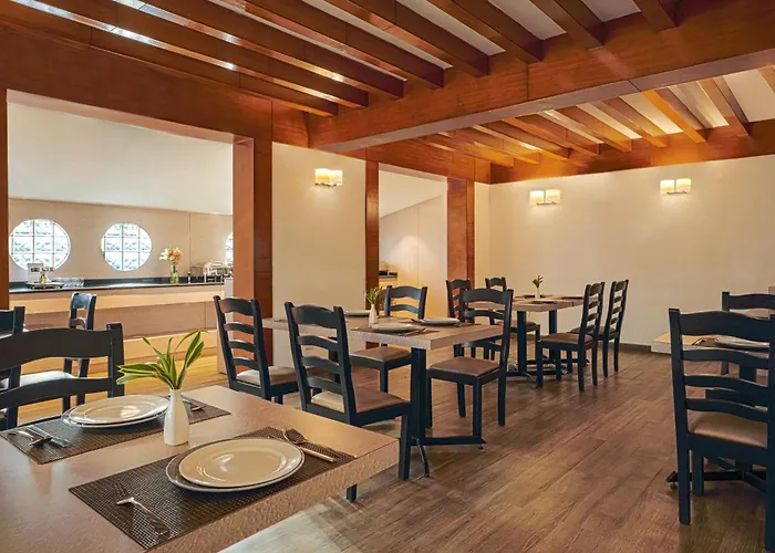 Country Inn Goa Varca Beach - 2 Minutes Walk To The Beach