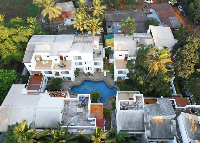 Villa M Jia: Beachside Pool Villa with Free Breakfast Candolim