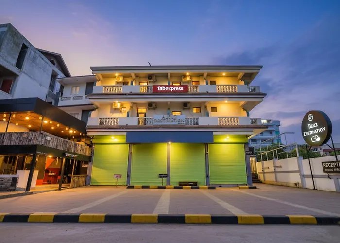 Fabhotel Benz Destination - 700M Candolim Beach