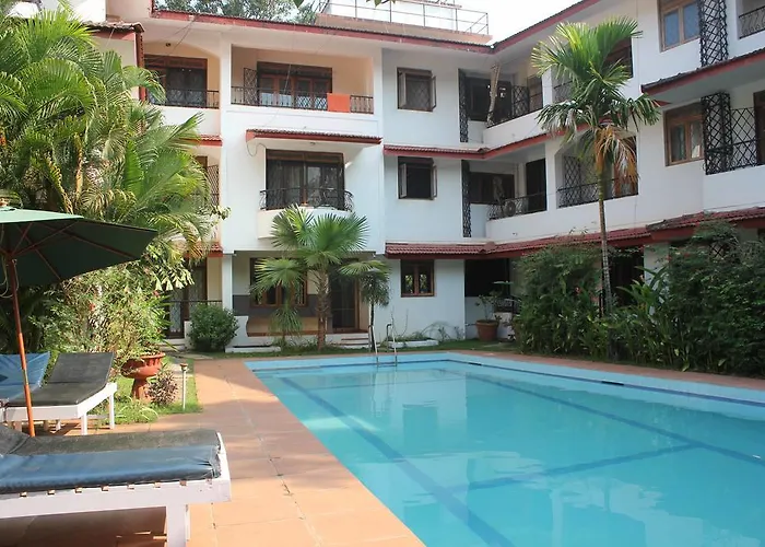 Pet friendly Diana Apartments Candolim