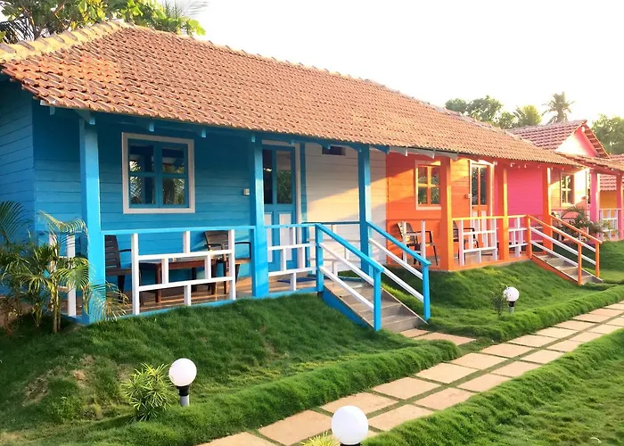Morjim Queen Beach Resort