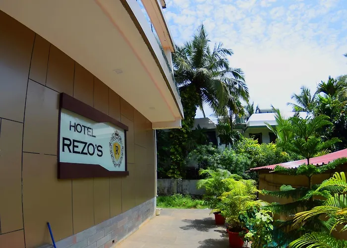 Hotel Rezo'S Baga