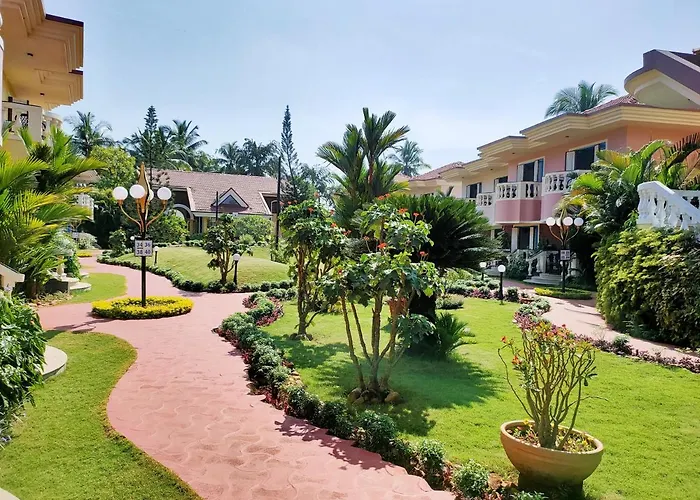Coconut Grove Beach Resort Colva