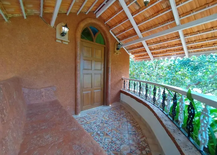 Porsu Hotel Canacona